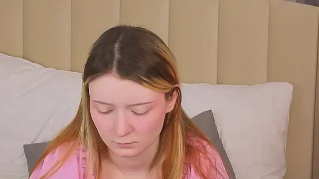 AlyssFrost online show from May 29, 3:12 am