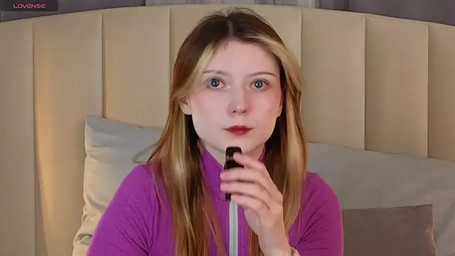 AlyssFrost online show from April 23, 1:56 am
