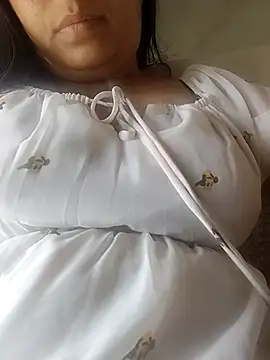 Snapshot of taniya0 chatting on May 29, 4:51 am taniya0 online show from May 29, 4:51 am