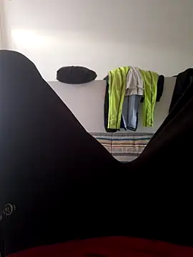 isuru lakshan online show from February 23, 4:29 pm