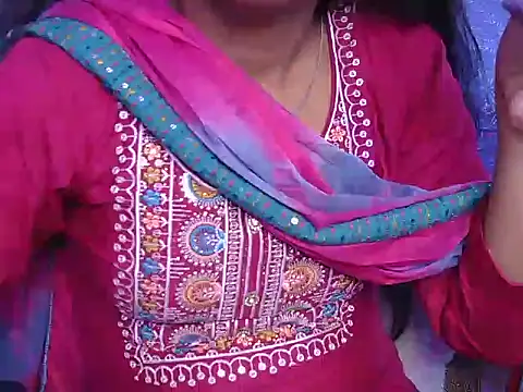 Snapshot of its-taniya chatting on June 19, 3:56 am its-taniya online show from June 19, 3:56 am