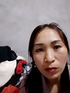 Snapshot of Thobaby112 chatting on February 14, 11:54 am Thobaby112 online show from February 14, 11:54 am