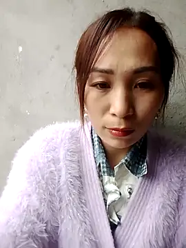 Snapshot of Thobaby112 chatting on February 17, 1:03 am Thobaby112 online show from February 17, 1:03 am