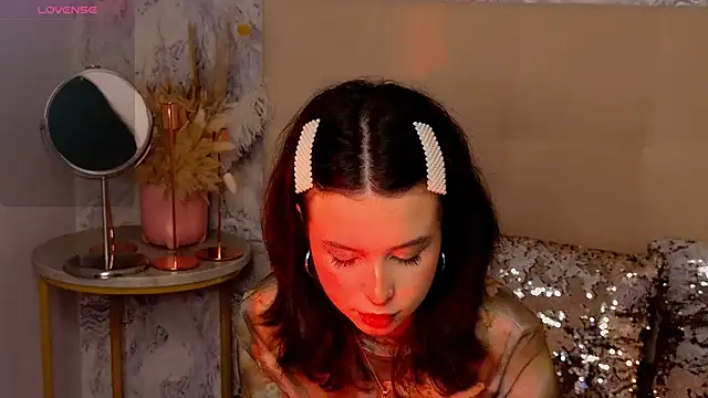 LanaLedger online show from July 28, 3:21 pm