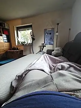 Gris-shadow online show from February 14, 11:54 am