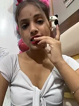 samayra1144 online show from April 30, 7:59 am