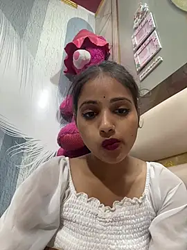 samayra1144 online show from May 7, 9:29 pm