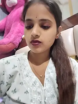 samayra1144 online show from April 12, 7:39 pm