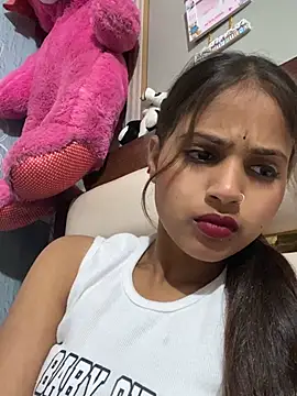 samayra1144 online show from May 3, 3:15 pm