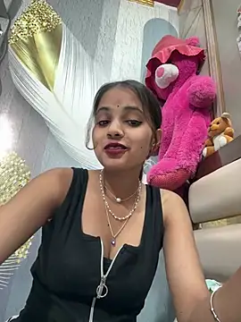 samayra1144 online show from April 4, 9:05 am