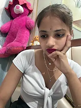 samayra1144 online show from April 3, 7:48 am