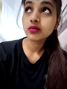 samayra1144 online show from April 12, 7:33 am