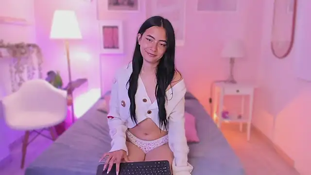 Snapshot of Ivyy_sweet_ chatting on February 28, 8:19 pm Ivyy sweet online show from February 28, 8:19 pm