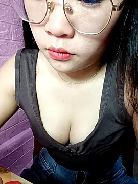 Eye-squirt online show from February 21, 2:02 am