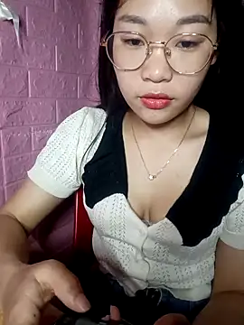 Eye-squirt online show from March 5, 7:16 am