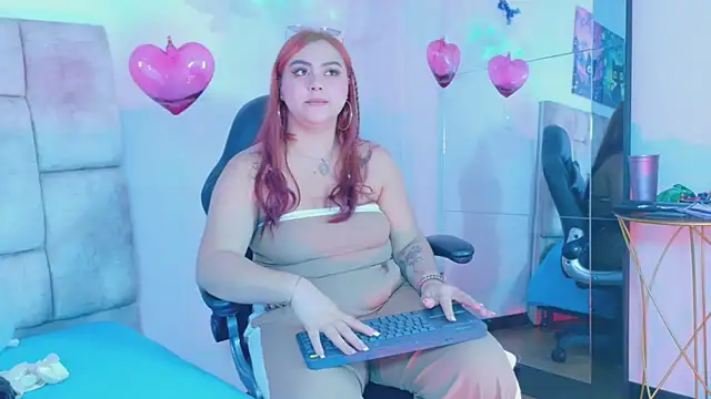 MiiaBlumm  online show from March 7, 4:34 pm