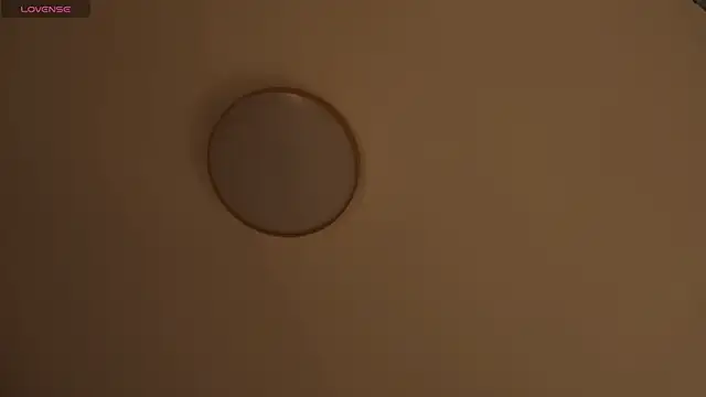 Riri kikki online show from April 18, 7:07 pm