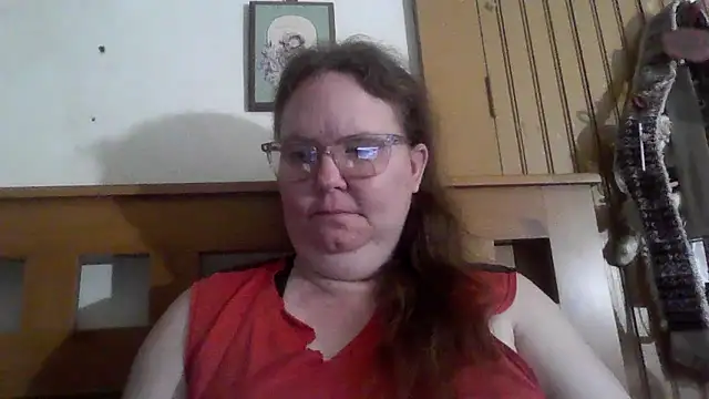 naughty queen1 online show from May 6, 11:25 am