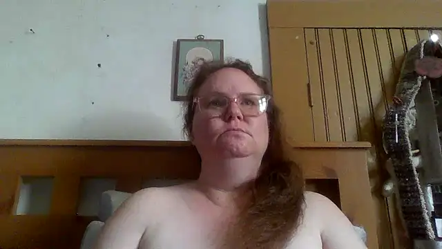 naughty queen1 online show from April 30, 7:32 pm