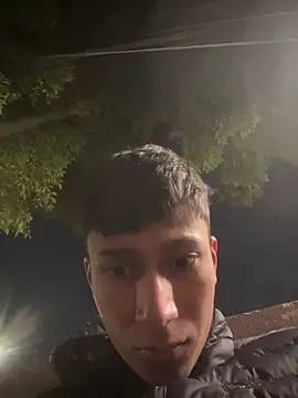 glopetitooo online show from March 2, 2:01 am