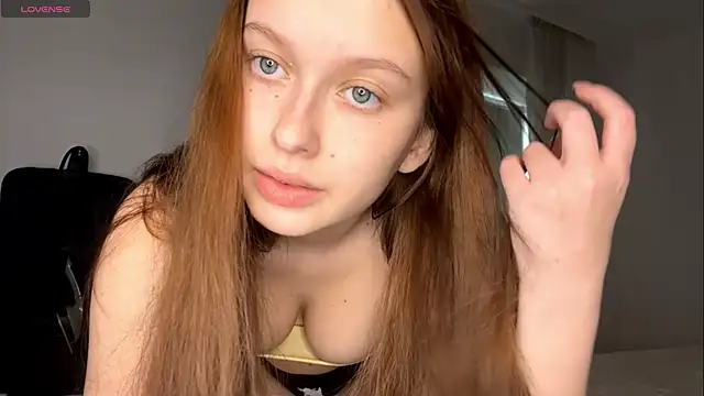 LoryMusetti online show from April 17, 2:09 pm