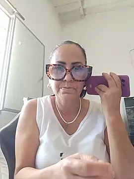 Snapshot of RubyStrome chatting on June 10, 5:14 pm RubyStrome online show from June 10, 5:14 pm
