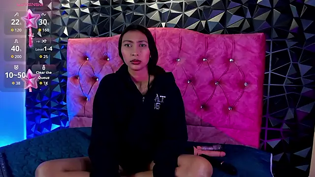 angeldreams15  online show from March 17, 2:36 am