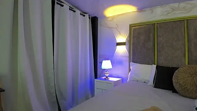 PerlaRogerss  online show from March 26, 10:46 am