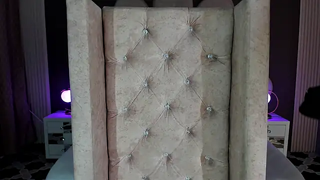 PerlaRogerss  online show from March 21, 10:52 am