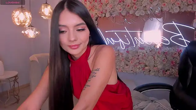 JulietteMoreau online show from April 18, 8:09 pm