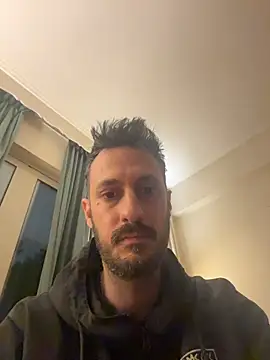 livegreek online show from April 4, 6:03 pm