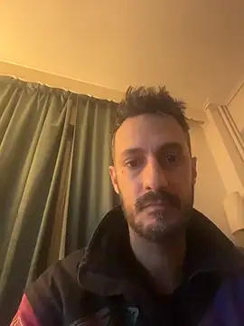 livegreek online show from April 5, 11:00 pm