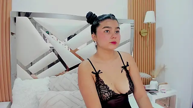 Snapshot of _Curly_Beauty chatting on February 27, 2:39 pm Curly Beauty online show from February 27, 2:39 pm