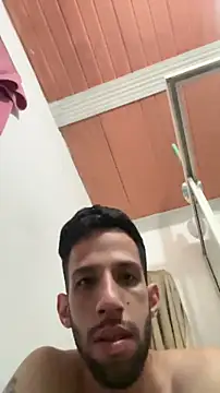 Snapshot of Karim_mansur chatting on March 2, 11:39 am Karim mansur online show from March 2, 11:39 am