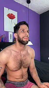 Snapshot of Karim_mansur chatting on June 19, 1:06 pm Karim mansur online show from June 19, 1:06 pm