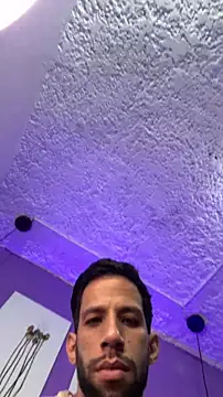 Snapshot of Karim_mansur chatting on June 4, 1:05 pm Karim mansur online show from June 4, 1:05 pm
