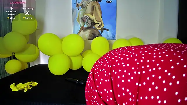 Snapshot of oriana_thomson01 chatting on May 19, 6:59 pm oriana thomson01 online show from May 19, 6:59 pm