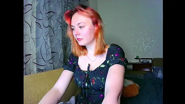 Snapshot of Little_fox404 chatting on May 25, 10:41 pm Little fox404 online show from May 25, 10:41 pm