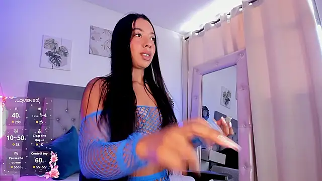 julietha Vega online show from March 26, 6:17 pm