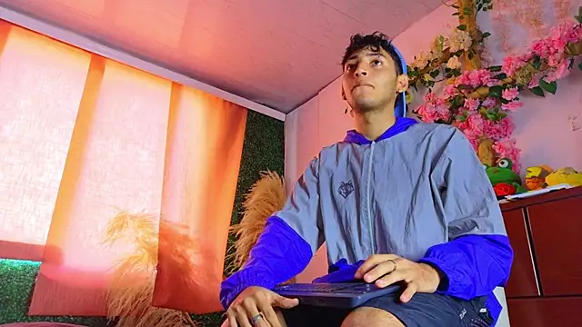 Snapshot of Ian_Hunter chatting on February 26, 1:11 pm Ian Hunter online show from February 26, 1:11 pm