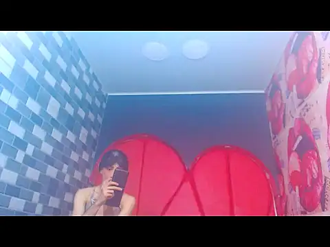 Snapshot of charlottxjuless chatting on March 2, 2:46 pm charlottxjuless online show from March 2, 2:46 pm