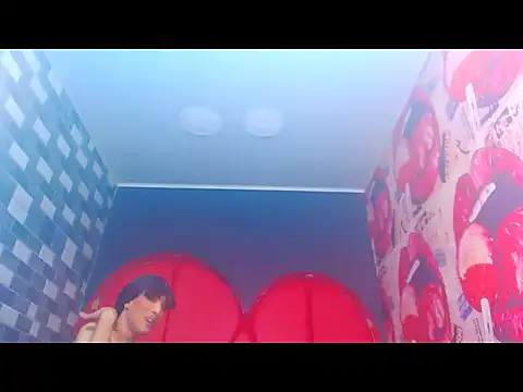 Snapshot of charlottxjuless chatting on February 25, 2:28 pm charlottxjuless online show from February 25, 2:28 pm