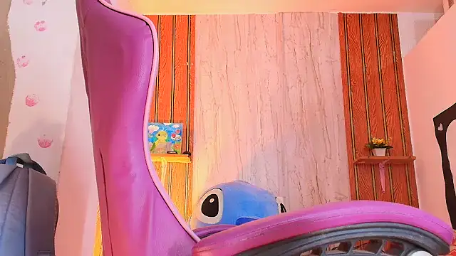 valenttina narvaez online show from March 27, 1:34 pm