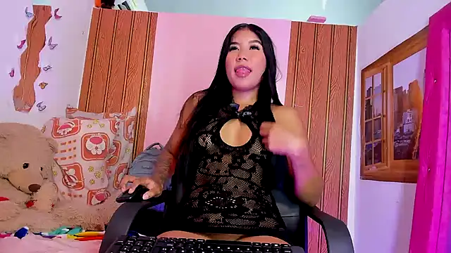 valenttina narvaez online show from April 10, 1:51 pm