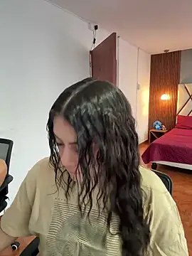 Luna rousse26 online show from March 30, 12:17 pm