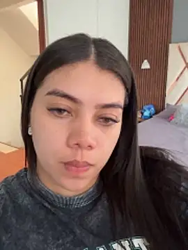 Luna rousse26 online show from April 14, 12:10 pm