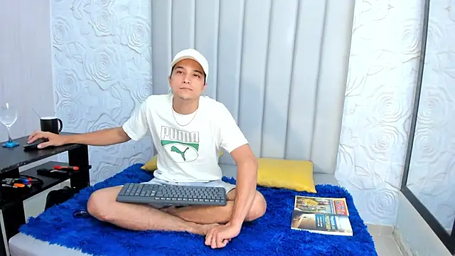 bad boy cum  online show from February 18, 3:59 am