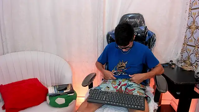 bad boy cum  online show from March 10, 1:48 pm