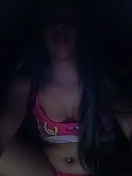 Snapshot of kiki_milu chatting on July 16, 2:30 am kiki milu online show from July 16, 2:30 am