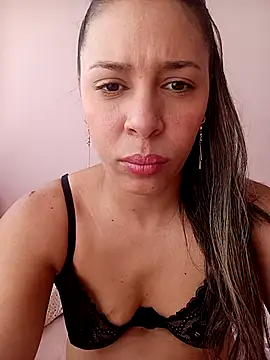 kiki milu online show from April 7, 2:41 pm